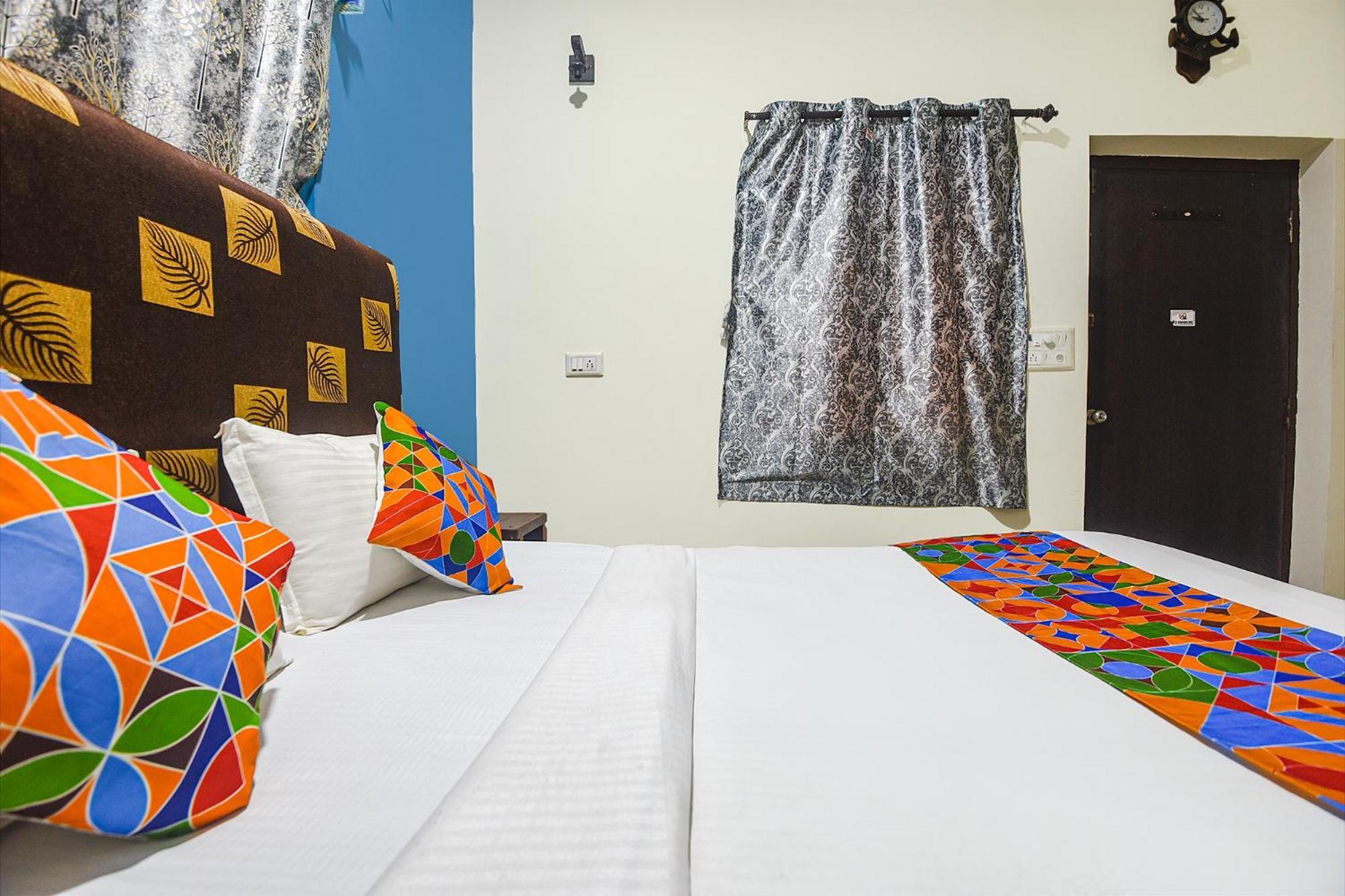 Fabhotel Rj 18 Beach Resort - Nr Baga Beach Esterno foto