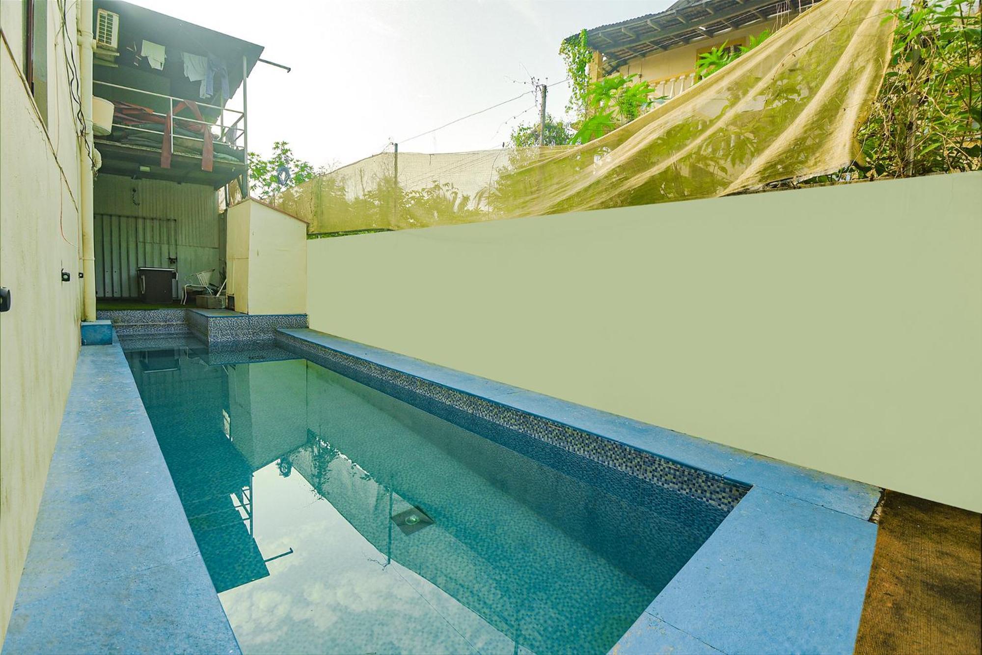 Fabhotel Rj 18 Beach Resort - Nr Baga Beach Esterno foto
